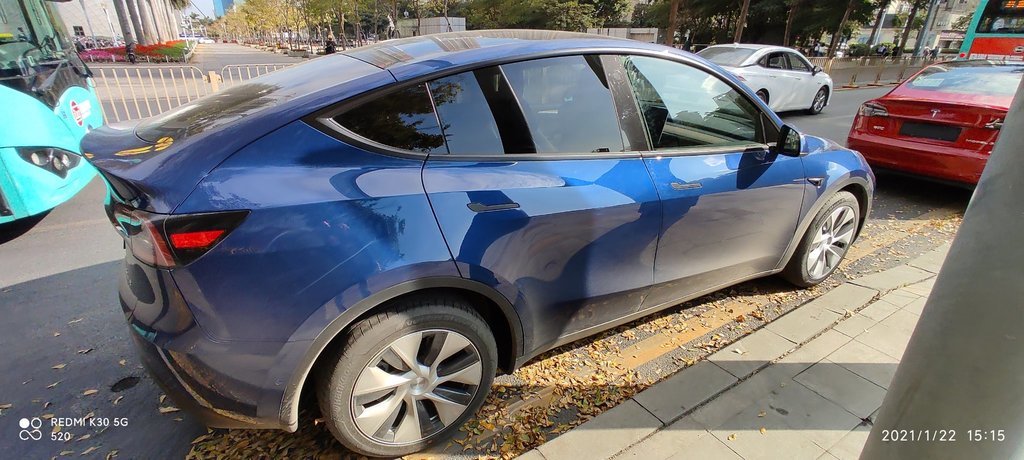 試駕國產Model Y