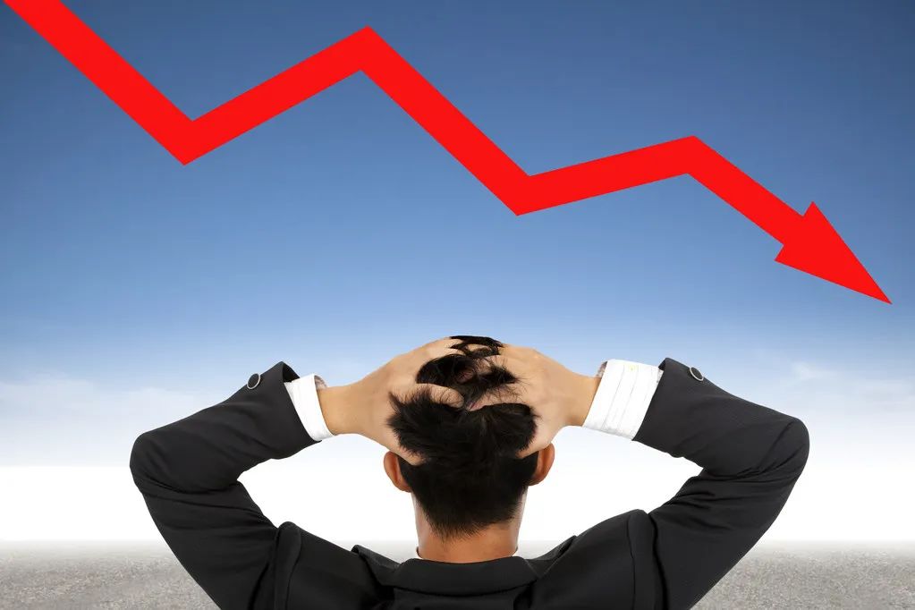 Feeling uneasy about the 3000-point mark? We recommend taking a look at this first-quarter report.