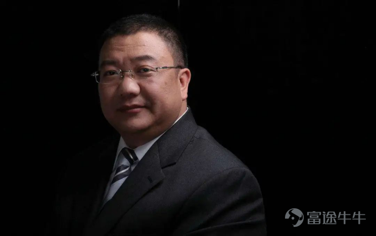 Recently, Lu Zhengyao, who was swept out by Luckin Coffee, has set his sights on the pre-cooked food track. This year, he officially launched the "Food Hero" pre-cooked food project and accumulated 1.6 billion yuan in financing in less than 4 months. He plans to open 3,000 stores within 5 months. Not only Lu Zhengyao and the "Food Hero" behind him, in the past two years, many new pre-cooked food brands have obtained financing under the dual drive of the market and capital. For example, since 2020, the precious taste of Xiaomeiyuan has received 5 rounds of financing of tens of millions of yuan; Penglai Catering Bag, which was established just last year, also completed a Pre-A round financing of nearly tens of millions of yuan recently. To a large extent, the extension of home time and the rise of lazy economy seem to give this market some room for imagination. But the reality is not as good as imagined. First of all, for the restaurant industry, doing the supply chain is a complex and costly task; secondly, in the C-end market, Chinese consumers do not have the relevant consumption habits, and in the B-end market, it is not an easy market for these new pre-cooked food brands. Under the trend, pre-cooked food, which is stir-fried, is not as delicious. Consumers find it difficult. In a broad sense, many semi-finished or fast food items can be called pre-cooked food. For example, around 2010, the rise of the food delivery industry led to the emergence of a large number of related semi-finished processed food brands. The produced semi-finished products are mainly supplied to food delivery restaurants. However, constrained by the low profit margins in the food delivery industry, as the upstream supply chain for pre-cooked food...