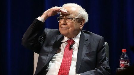 Following the big shot to copy homework: A quick read on Buffett's Q4 core moves