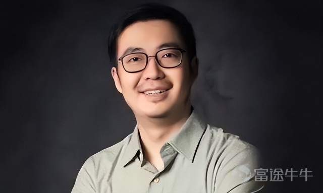 阿里在西班牙再添一电商平台 峰火连三月的海外电商战场，有人回撤止损，有人中兵急进！ 几乎在京东国际传出在东南亚“自断一臂”的同时，阿里的触角已经越过东南亚，向着汇集了世界上最多发达国家的欧洲进击了。 在西班牙，阿里的全新跨境电商平台Miravia已经上线了。 实际上，在欧洲，阿里的势力并不薄。比如说，速卖通早几年就已经悄然进入了欧洲。从这一点来看，Miravia必然是和速卖通有所区别的：它的着眼点在于中高端市场，而不是此前的以性价比商品占领欧洲市场。这从目前该平台上线的商品中多为乐高、OPPO、CUPSHE等国内外知名品牌上也看得出来。 也就是说，在消费受众上，Miravia的消费群体是有一定消费能力，对商品体验有更高要求的人。 说起来，新同学Miravia并不那么单纯，它是一个有故事的同学。 今年10月，坊间就有消息称，一些海外商家当时就收到了欢迎入驻阿里新平台的邀请，算是为Miravia的正式出场提前周知了。 在业务管理上，Miravia不归速卖通、Lazada负责，而是全权交给了一家叫Arise Operating E-commerce Pr...