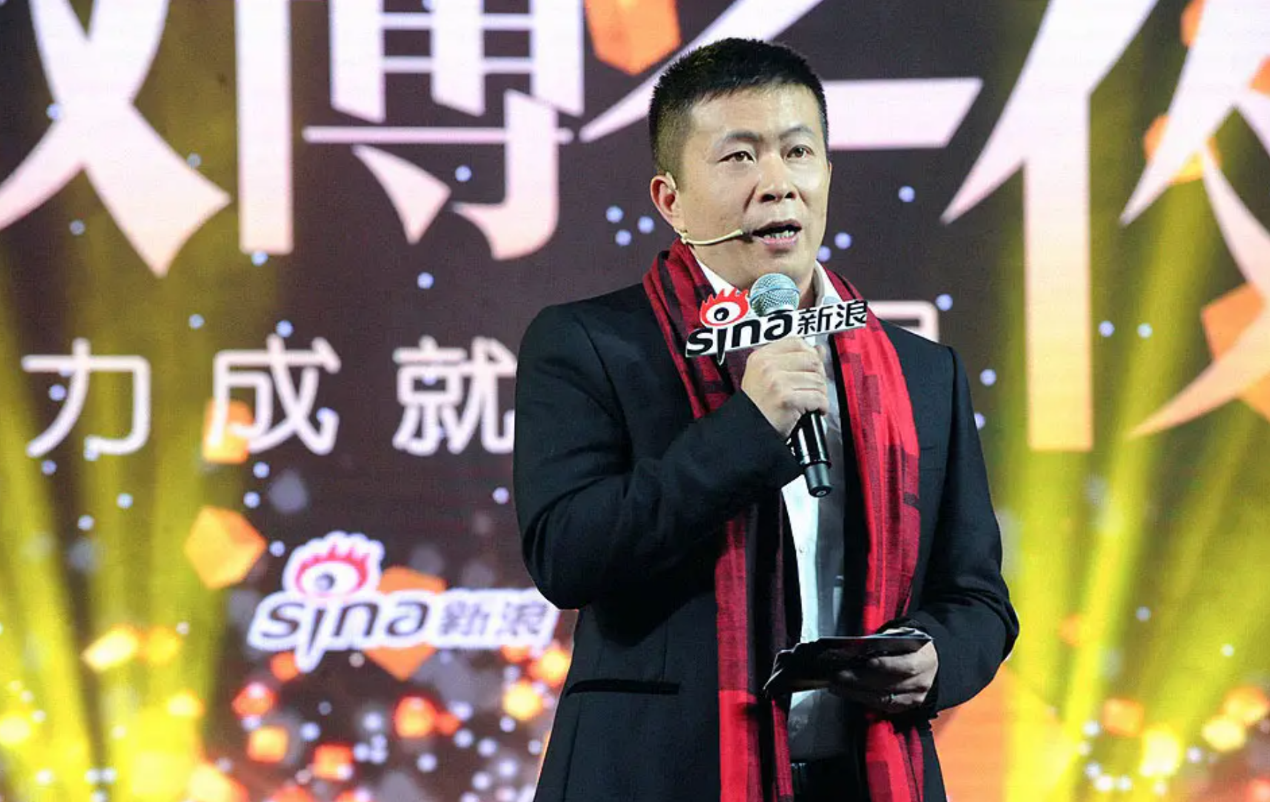 微博偏安一隅,曹国伟碌碌无闻