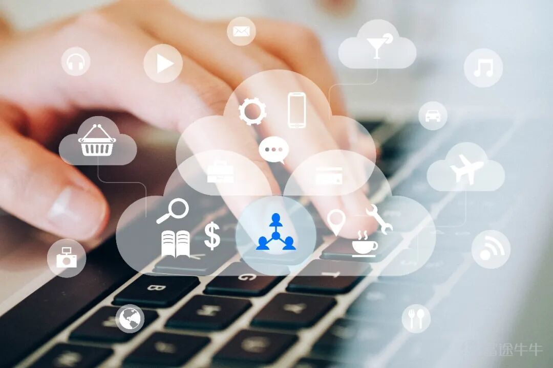 On July 30, an internal email from ByteDance announced the 'grand unification' of its B2B business. ByteDance announced it would integrate the product teams of Feishu and Doubao to form a new Doubao product team, led by Zhao Qi, head of Doubao. Meanwhile, Feishu’s GTM (Go-To-Market) team—covering marketing, sales, and customer service—will merge with the Volcano Engine team to create a new ToB GTM organization called the 'Creativity Service Platform,' headed by Tan Dai, leader of Volcano Engine. Following the restructuring, while Feishu’s existing products and services will remain unchanged, Feishu and Doubao will deepen their product collaboration in productivity scenarios. The newly established Creativity Service Platform division will consolidate ByteDance’s ToB capabilities to better meet enterprise clients’ AI needs. This marks the largest reorganization of ByteDance’s ToB operations since the company adopted a business segment structure in 2021, involving comprehensive adjustments across product, sales, and marketing functions. In fact, it’s no surprise that this restructuring centers around Feishu—the market had long speculated about a deep integration between Feishu and Doubao. Moreover, as the AI market increasingly enters the Agent era—where Agents focus on task execution—the boundary between ToC and ToB is blurring. Major tech companies worldwide are already integrating workflows, chat, and coding capabilities. Given ByteDance’s strengths in large models, office productivity tools, and algorithmic recommendation systems, it naturally aims to take proactive steps...
