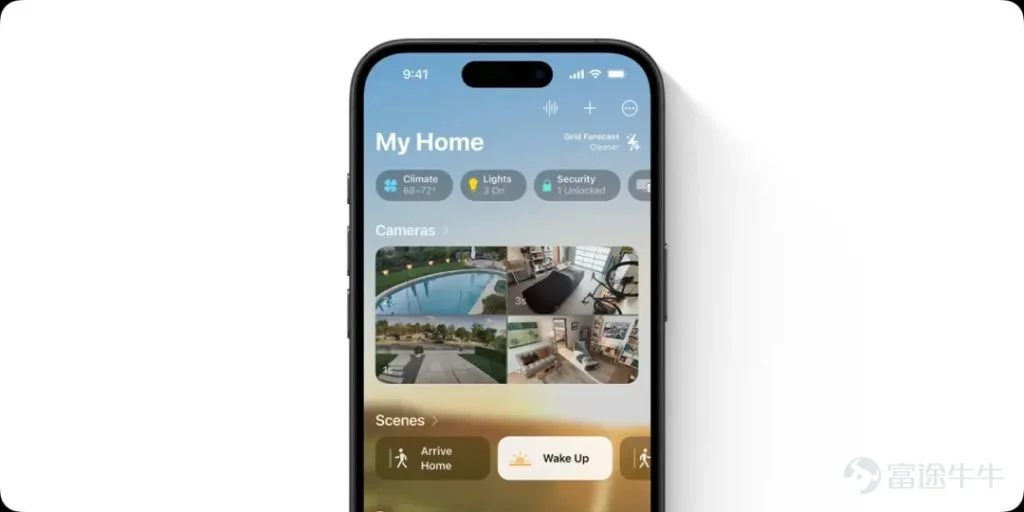 Apple Intelligence即將登陸國行iPhone,但用戶發現AI功能可能需要付費。iOS 27 beta 5顯示,家庭App中的AI摘要功能與iCloud+套餐綁定,2TB套餐支持5個攝像頭使用AI摘要,12TB檔位增至15個。這意味着蘋果不單獨推出Apple Intelligence+,而是從現有iCloud+入手,將AI使用量與存儲套餐合併收費。庫克此前在業績電話會上暗示,用戶大量使用AI能力可通過iCloud+升級獲得更多用量。蘋果還計劃推出智能眼鏡、帶攝像頭的AirPods等新硬件,這些設備同樣需要調用雲端算力,AI付費模式或將成爲蘋果新的收入來源。與此同時,豆包、千問等國內AI產品也已開始測試付費訂閱,AI免費時代正在逐步終結。 文章作者、來源:愛範兒 國內用戶等 Apple Intelligence 等了兩年。今年 7 月,「Apple 智能」完成手機端側生成式 AI 服務備案,國行版本終於離正式上線近了一步。 只是還沒正式用上,收費的消息先傳出來了。 長期關注蘋果生態的內容創作者 Stephen Ro...