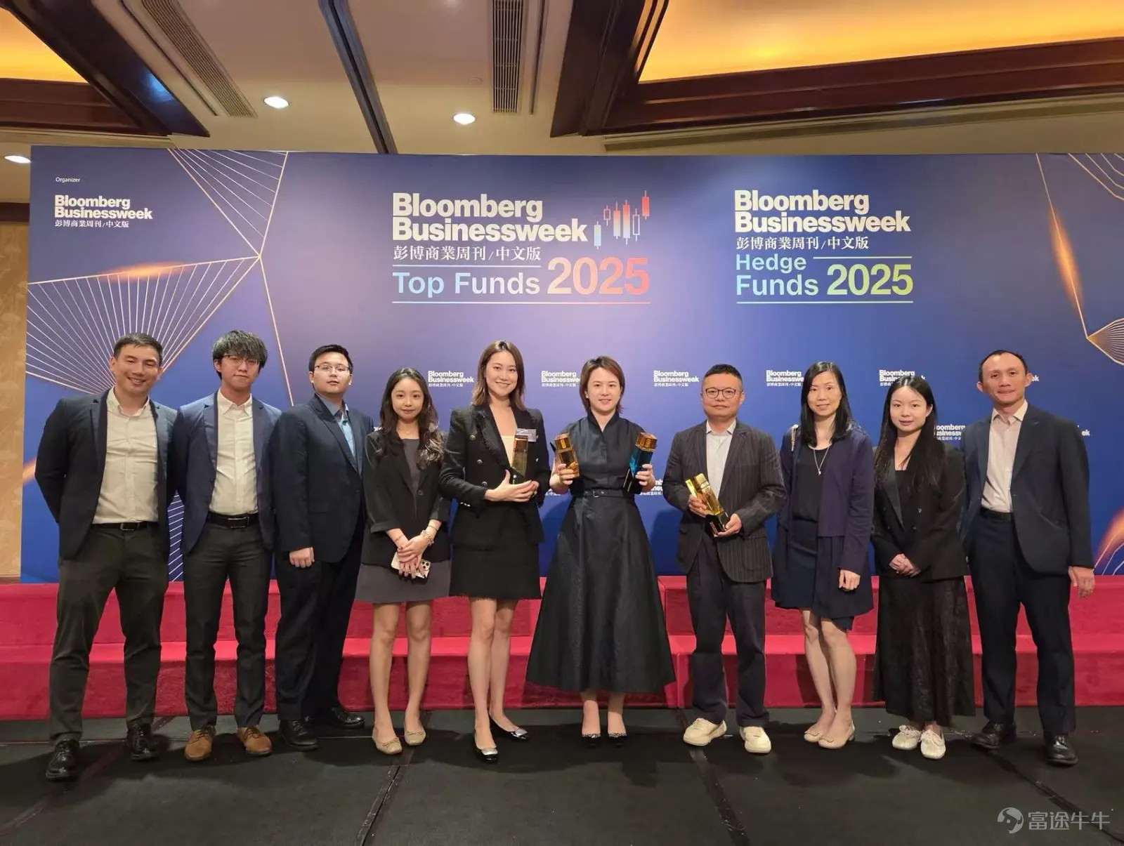 On March 30, 2026, Pando Finance swept four annual awards at the 'Top Funds 2025' annual fund selection hosted by Bloomberg Businessweek, an internationally authoritative financial media outlet. With outstanding investment return performance and forward-looking brand positioning, Pando Finance won the following awards: 'ETF Brand Excellence Award of the Year', 'Thematic Fund: Innovation and Blockchain Excellence Award', 'ETF (One-Year Return) Innovative Technology Category Excellence Award', and 'ETF (One-Year Return) Blockchain Technology Outstanding Achievement Award' Industry Benchmark: Decoding the authoritative status of Bloomberg Businessweek's Top Funds The Bloomberg Businessweek Top Funds selection is one of the most influential and authoritative fund awards in the Asia-Pacific region. The selection is based on professional data from the Bloomberg Terminal, combined with multi-dimensional quantitative analysis and a strict evaluation mechanism, aiming to recognize asset management institutions that demonstrate excellent management capabilities, risk control, and long-term stable returns amidst global economic fluctuations The selection criteria for Top Funds do not only focus on single returns but place greater emphasis on the fund managers' strategic adaptability in complex market environments. For investors, the list of awardees often serves as an important reference point for asset allocation; for financial institutions, ...