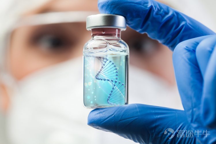 ▌Research Report Introduction Small nucleic acid therapeutics (siRNA/ASO), hailed as the "third revolutionary drug class" following small molecules and antibodies, will face a wave of clinical, regulatory, and commercial catalysts in the second half of 2026. Meanwhile, extrahepatic delivery (to the CNS, muscle, and kidneys) is emerging as the core battleground for the next round of valuation re-rating. ▌Research Report Summary: ·Mechanism of action, technical barriers, and advantages of small nucleic acid drugs. ·Comparison between ASO and siRNA. ·Two key directions—chronic diseases and extrahepatic targeting—and their investment theses. ·Three spotlight companies:$Ionis Pharmaceuticals (IONS.US)$、$Arrowhead Pharmaceuticals (ARWR.US)$、$Dyne Therapeutics (DYN.US)$ in-depth insights. ▌Key Takeaways 1. Breakthrough in technological paradigm:Small nucleic acid therapeutics target mRNA, enabling intervention at disease targets previously considered "undruggable" by conventional drugs (only 1.5% of proteins are accessible to small molecules or antibodies → 70% of non-coding RNAs can be modulated by small nucleic acids). Additionally, siRNA leverages the RISC complex’s catalytic cycle to achieve long-acting dosing regimens—such as once-every-six-months injections—addressing the critical issue of patient adherence in chronic diseases. 2. Commercialization boom in chronic diseases + extrahepatic delivery as the next source of premium valuation:GalNAc-conjugated siRNA has matured for liver-targeted delivery (with crowded pipelines in PCSK9 / Lp(a) / APOC3; Alnylam’s L96 patent expires in 20...