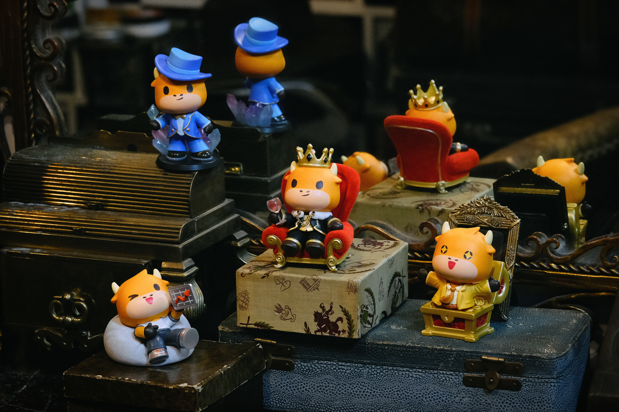 「🤔It would be great if we could turn virtual avatars into physical figurines.The Futufamily team has already heard such wishes 👂. During last year’s anniversary celebration, Futu launched an exclusive trading avatar for its members. 🎊Every step of your investment growth unlocks new styles and stories for him. Surprise incoming!🎉！The “showcase mascot” is about to break through the screen and come to meet you in real life~ 🏆Celebrate every victorious moment Fellow investors are used to sharing moments of joy from their investments with everyone in the community.[Tongue]。 Whether it's the first taste of success or the leap after a period of preparation,Every victory is worth remembering. To capture these moments of growth, we have carefully selected four iconic 'Bull' characters from various posts that represent the four stages of investment from exploration to mastery. Come and unlock the new looks and stories of these “old friends.”[Fireworks]~ A story about growth, ✨Testing the waters: Do you remember the nervousness when you first entered the stock market? It was your starting point companion,Freezing that initial moment of being inexperienced yet brave. [Keep Fighting]Use minimal cost to feel the pulse of the market, and start your investment journey through exploration. 🌱The first pot of gold: How does it feel to make a profit? He embodies the joy of harvest, reminding you that every bit of learning pays off. As knowledge accumulates, gradually putting it into practice brings not only profits but also courage.[Smart]。 🔎Discovering treasure: In which sector did you successfully strike gold? He is the badge of insight, witnessing your astute victory. Nothing is more exhilarating than buying at the true bottom.[Brave]But you know this isn't luck; it'sLong-term observation and precision...